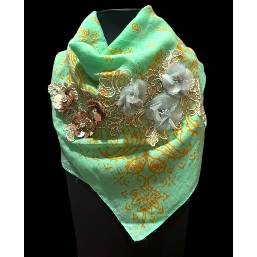 Aratta Silent Journey Embellished Bandanna print Scarf NWT